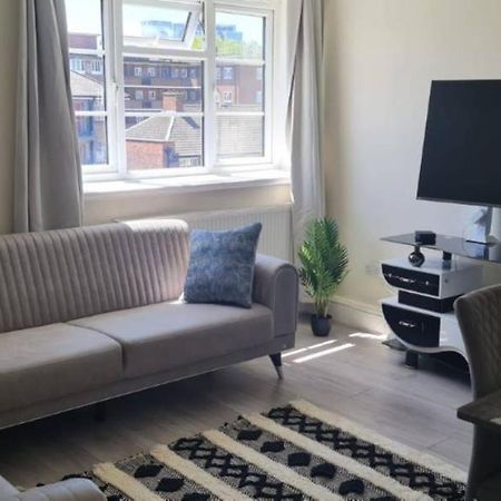 Stylish & Cozy 2-Bedroom Flat In Hoxton & Shoreditch لندن المظهر الخارجي الصورة