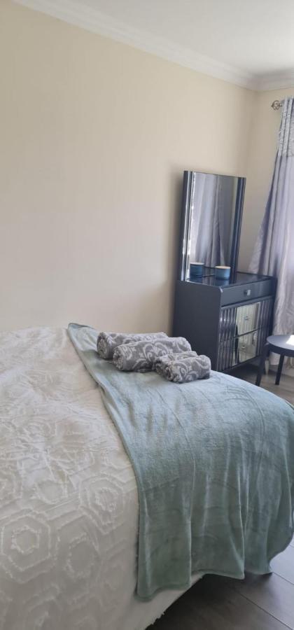 Stylish & Cozy 2-Bedroom Flat In Hoxton & Shoreditch لندن المظهر الخارجي الصورة
